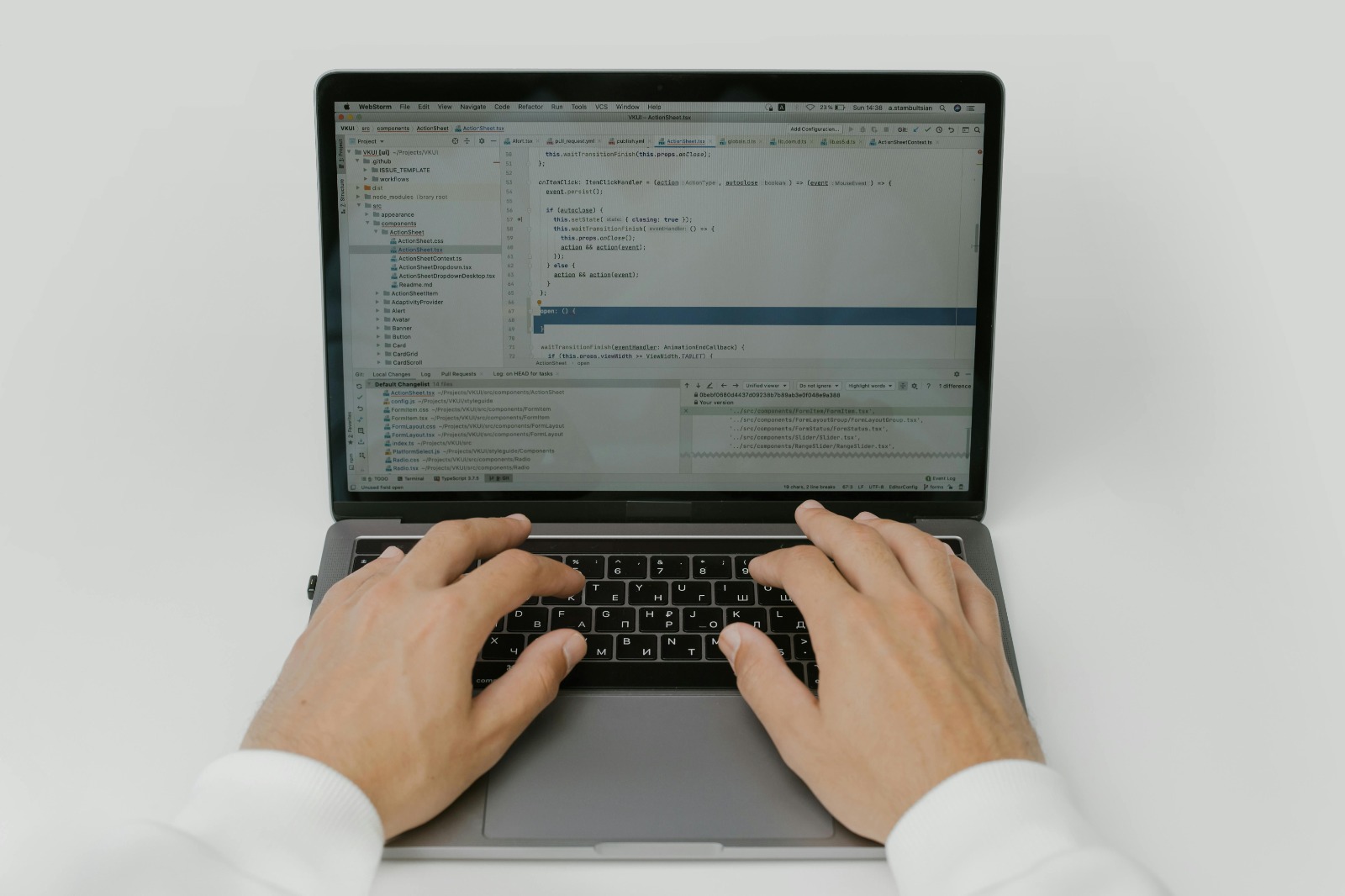 SOC Analyst Threat Hunting with AI-Generated Queries