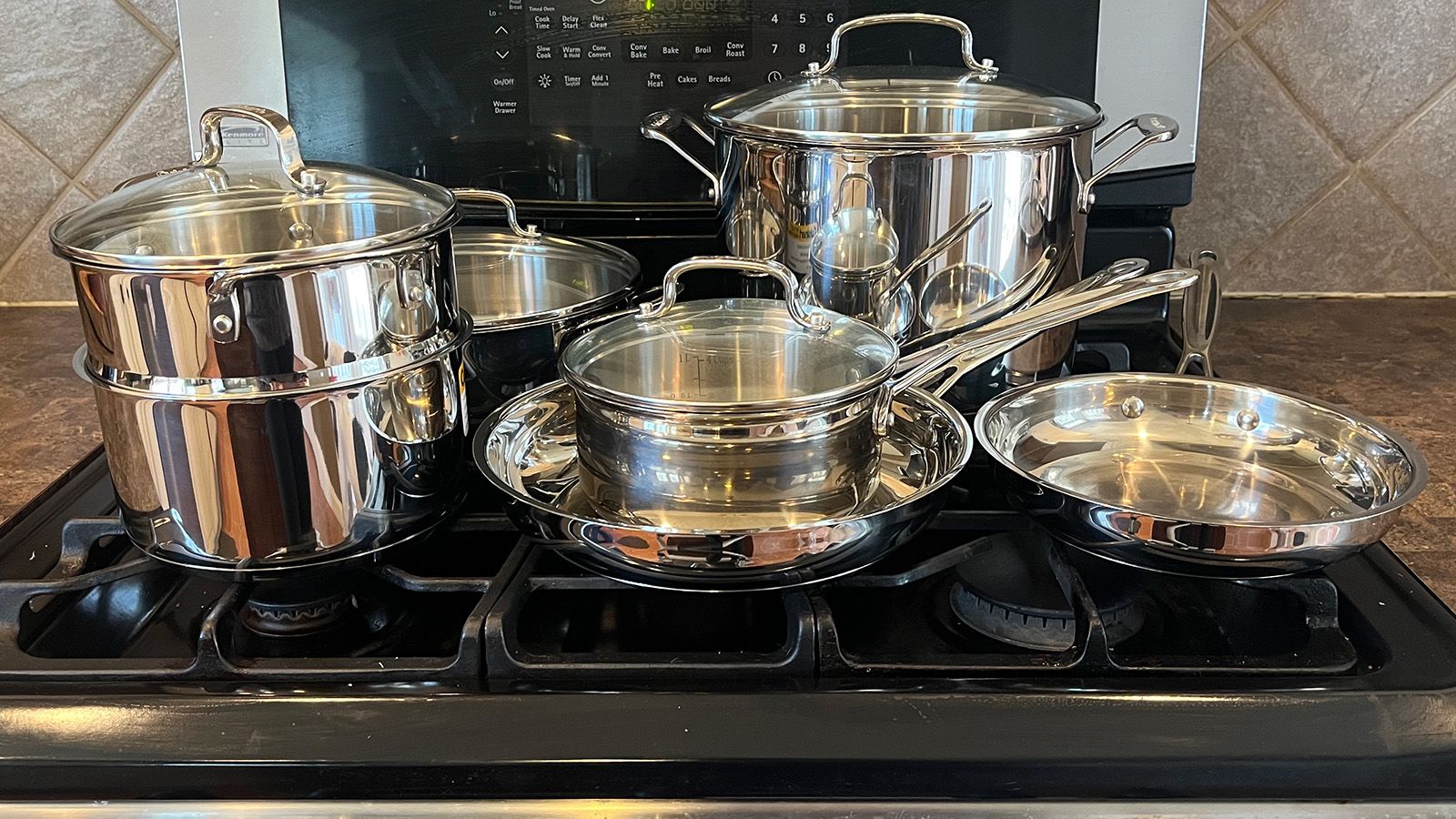 How to Choose a Chef’s Knife: Premium Knives and Cookware at The Homestore